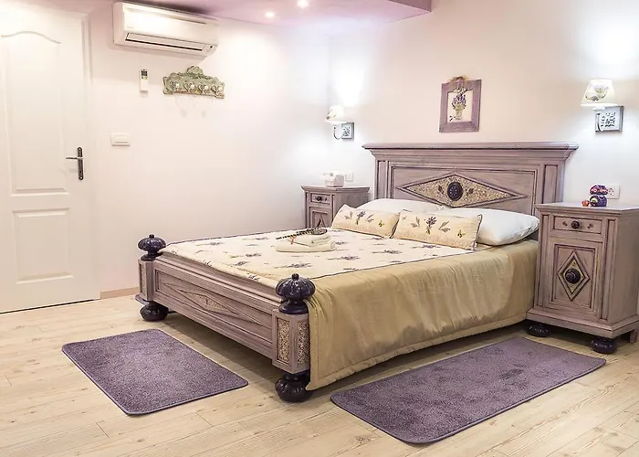 Boutique Cardea سبليت