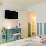 Boutique Cardea בית הארחה