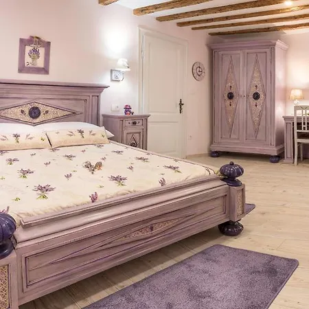 Boutique Cardea بيت ضيافة 4*